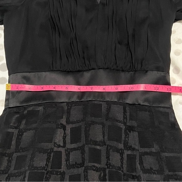Max And Cleo Black Short Sleeve Sheer Top Geometric Bottom Cocktail Dress Size 4 - Picture 13 of 16